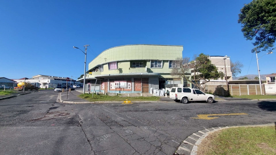 Commercial Property for Sale in Southfield Western Cape